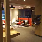 Ibis Centre فندق