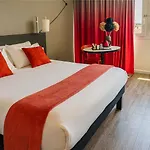 酒店 阿勒斯中心宜必思酒店 3*