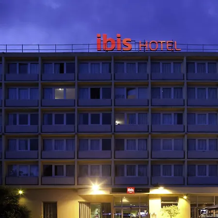 Отель Ibis Centre
