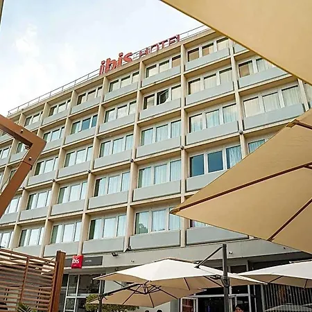 Ibis Centre Hotel 3*