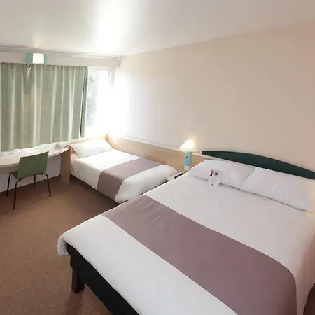 Ibis Centre 3*