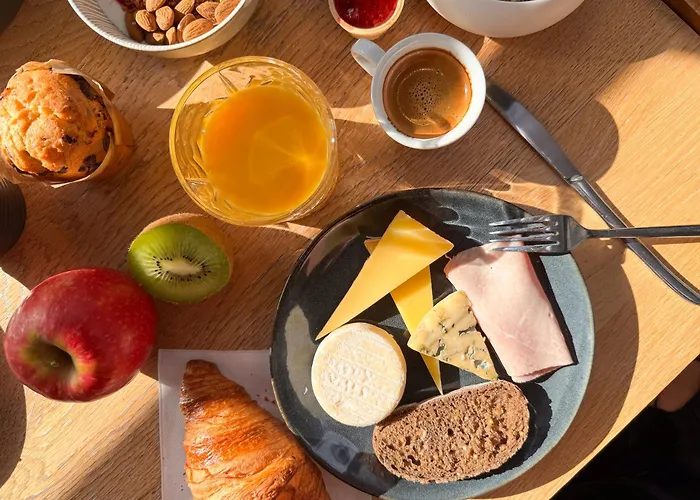 Ibis Centre Hotel 3*