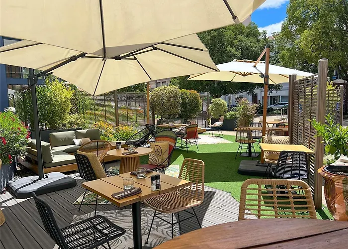 Ibis Centre Hotel 3*