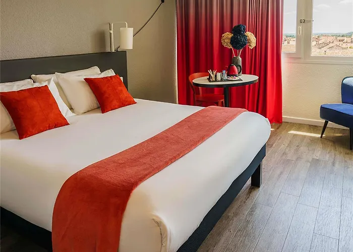 Hotel Ibis Centre 3*