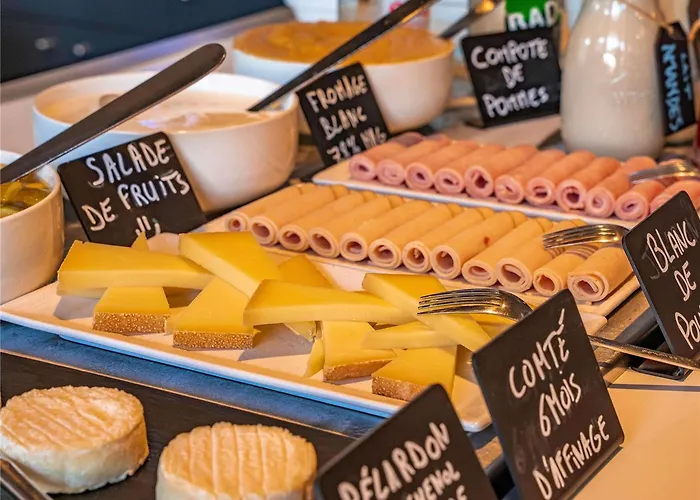 Ibis Centre Hotel 3*